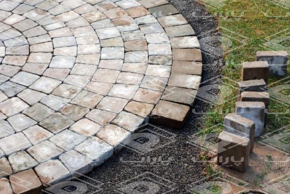 بهترین روش موزاییک کاری کف حیاط