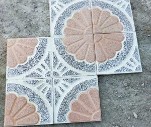 آشنایی با موزاییک ۴۰*۴۰ حیاطی ساده اصفهان